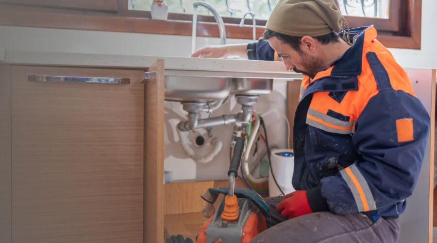 Professional emergency plumbing in Le Roy, IL